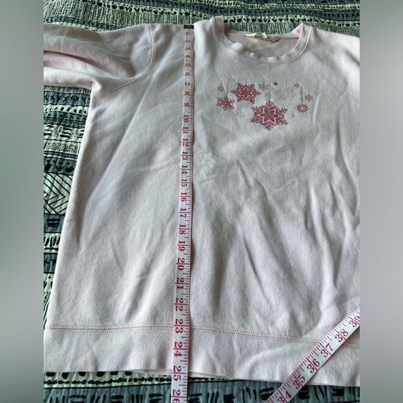 Northern Reflections Womens Light Pink Snowflake Cottagecore Crewneck Sweatshirt - Picture 9 of 9